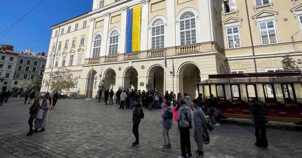 战火催生融合:乌克兰东西部民众打破隔阂共赴西部新生