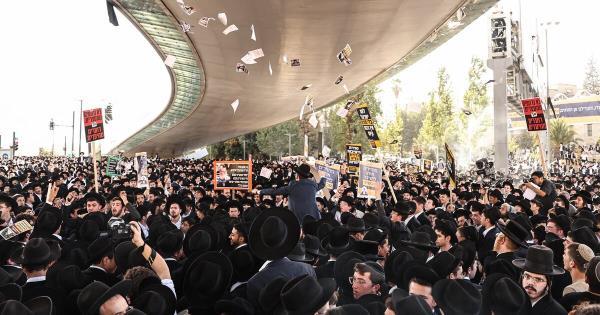 以色列极端正统派抗议强制征兵 政客放话“全民皆兵”引爆舆论