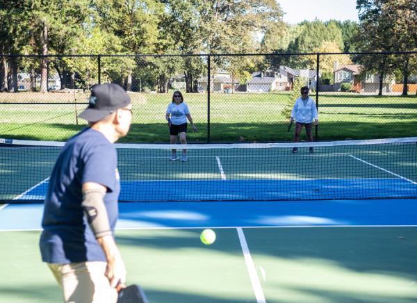 温哥华公园升级计划曝光!滑梯天桥全都有,遛娃打卡新地标来了