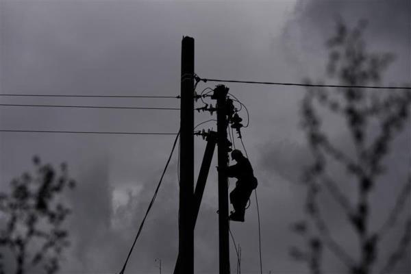 寒冬将至,俄军猛攻乌克兰能源命脉,全国供电告急!