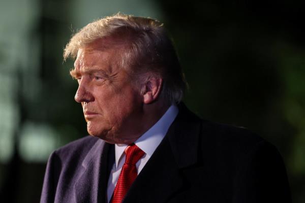 特朗普拒绝2028年副总统提名,称“太儿戏”!暗示或谋求第三个总统任期引爆舆论