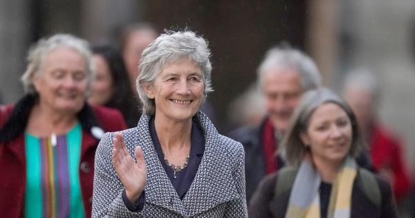 凯瑟琳·康诺利宣誓就职!爱尔兰语将成总统府官方工作语言,改写历史!