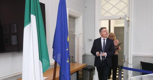 爱尔兰经济三季度微幅收缩,跨国公司业务放缓拖累增长